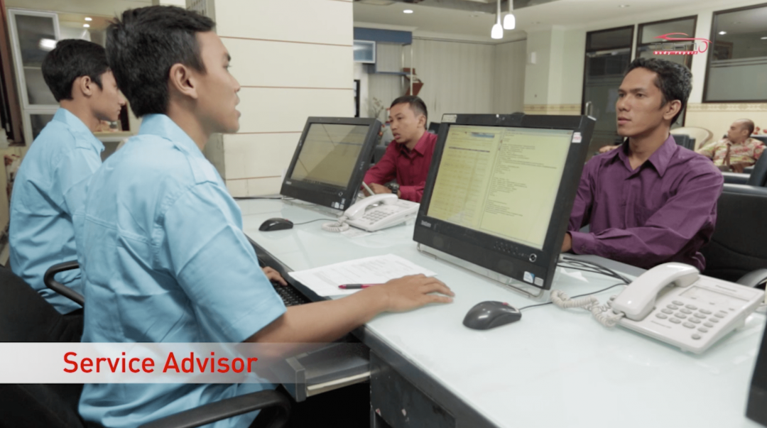 Fasilitas Service Advisor di Bengkel Tekno Pulogadung